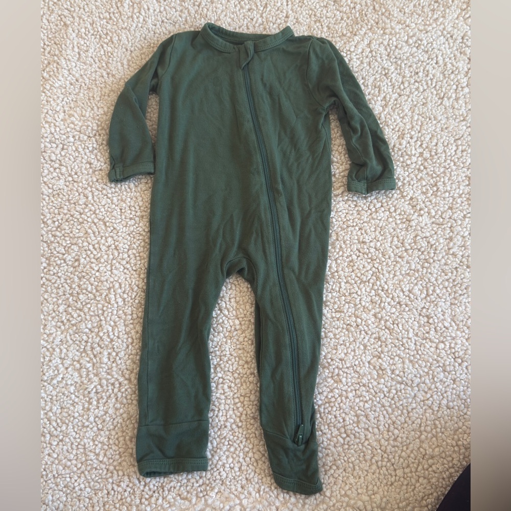 Title: Kyte Baby zipper romper | 3–6 Months | Play Condition
